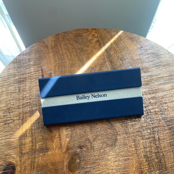 Bailey Nelson Bodmin glasses - Picture 2 of 3